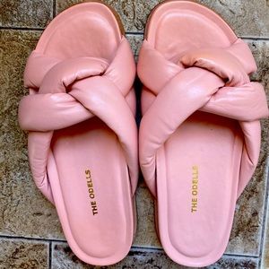 The Odells | Puffy Slide Sandals EU39